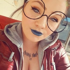 Meet your Posher, Brooksie marie